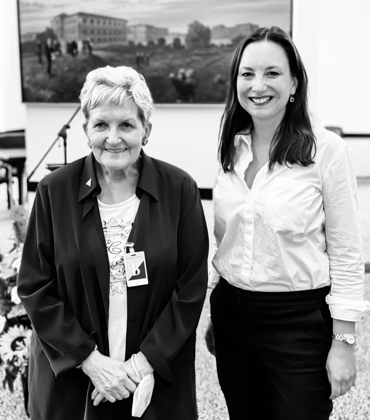 Carola von Braun zusammen mit Dr. Maren Jasper-Winter